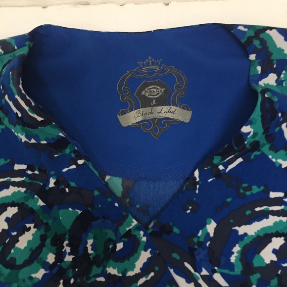 Dickies black label blue multi color XL scrub top - Picture 3 of 6